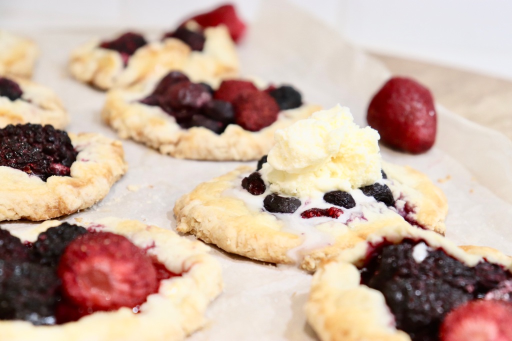 Mixed Berry mini Galettes
